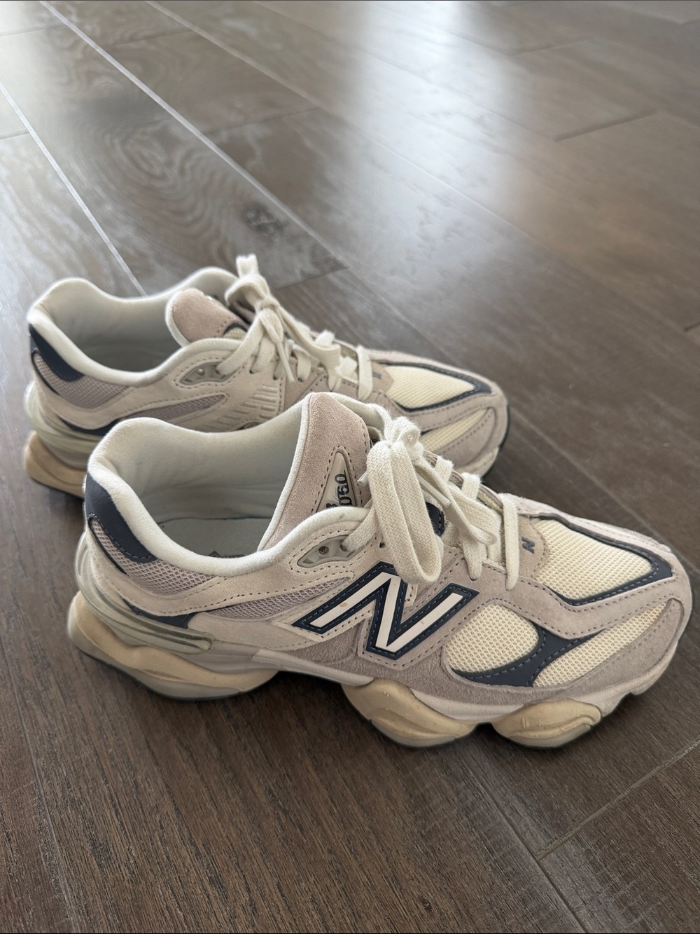 New Balance 9060
